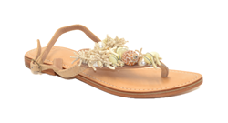 SANDALO SEA INFRADITO IN PELLE CON APPLICAZIONI DI CONCHIGLIE E PERLINE BEIGE E BIANCO 